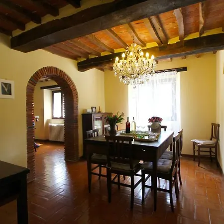 Villa Sleeps 6 Pool Wifi