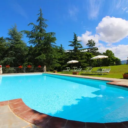 Sleeps 6 Pool Wifi Villa