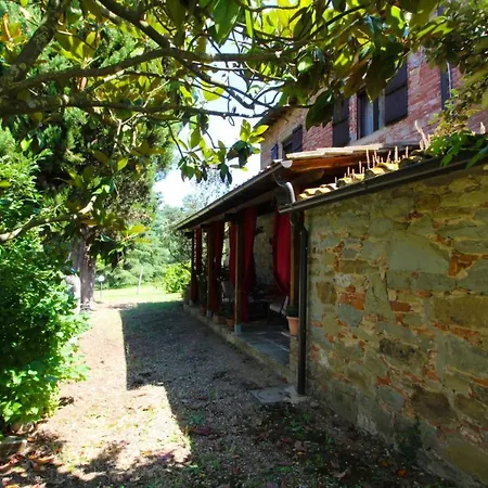 Villa Sleeps 6 Pool Wifi
